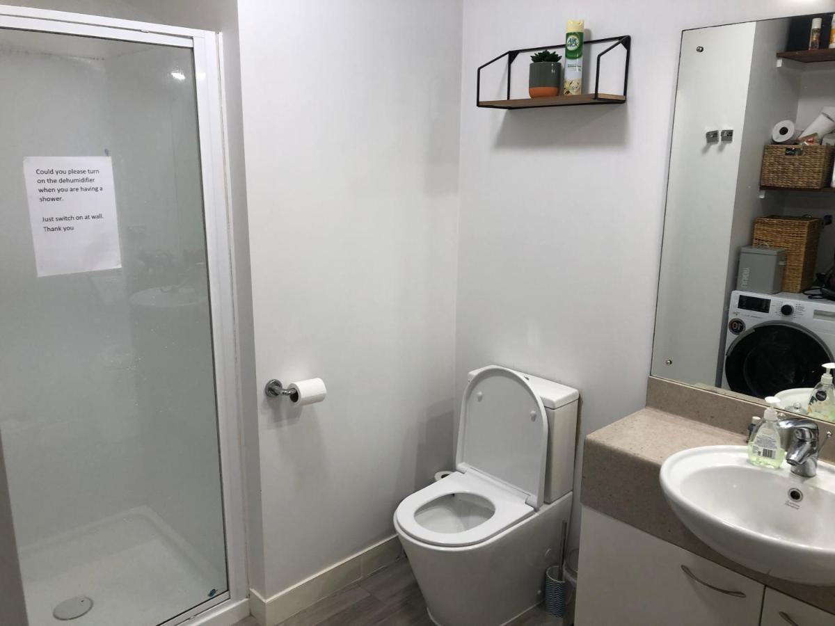 Cool Apartment, Central To Everything, Share With 2X Bulldogs Auckland Zewnętrze zdjęcie